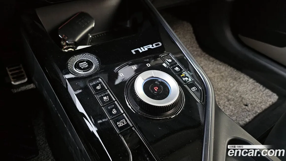 Kia Niro — фото 5