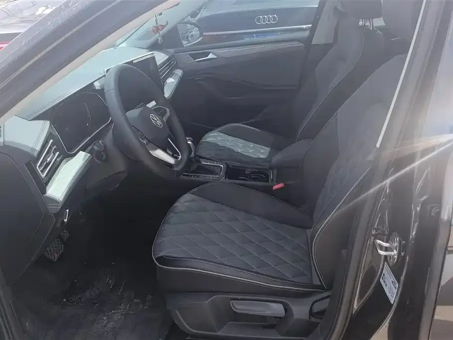 Volkswagen Sagitar 2025 из CN, фото 3