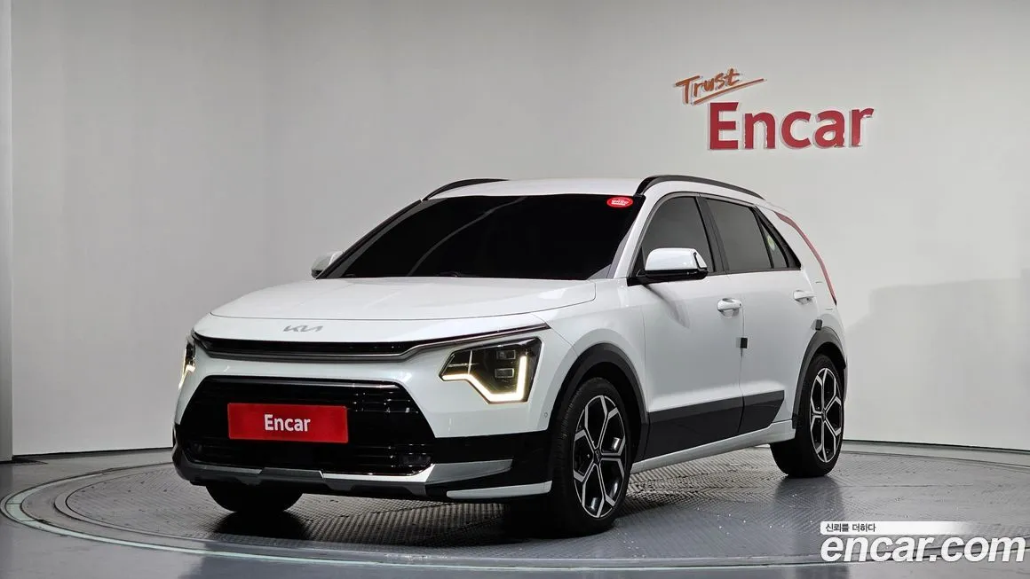 Kia Niro — фото 1