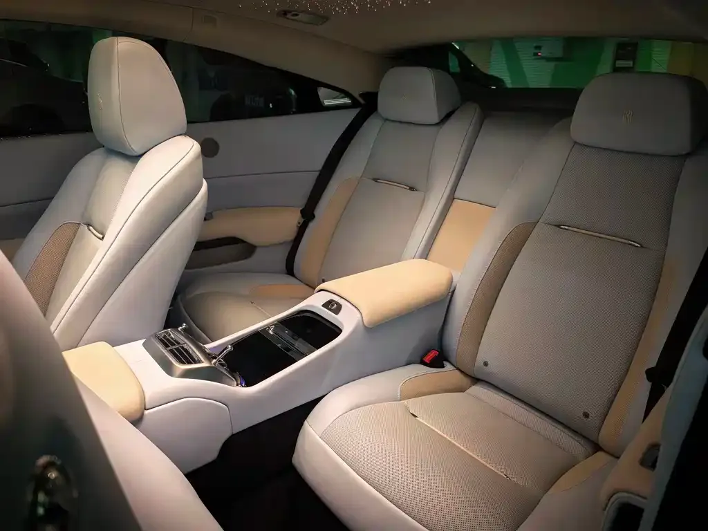 Rolls-Royce Wraith 2021 из CN, фото 4