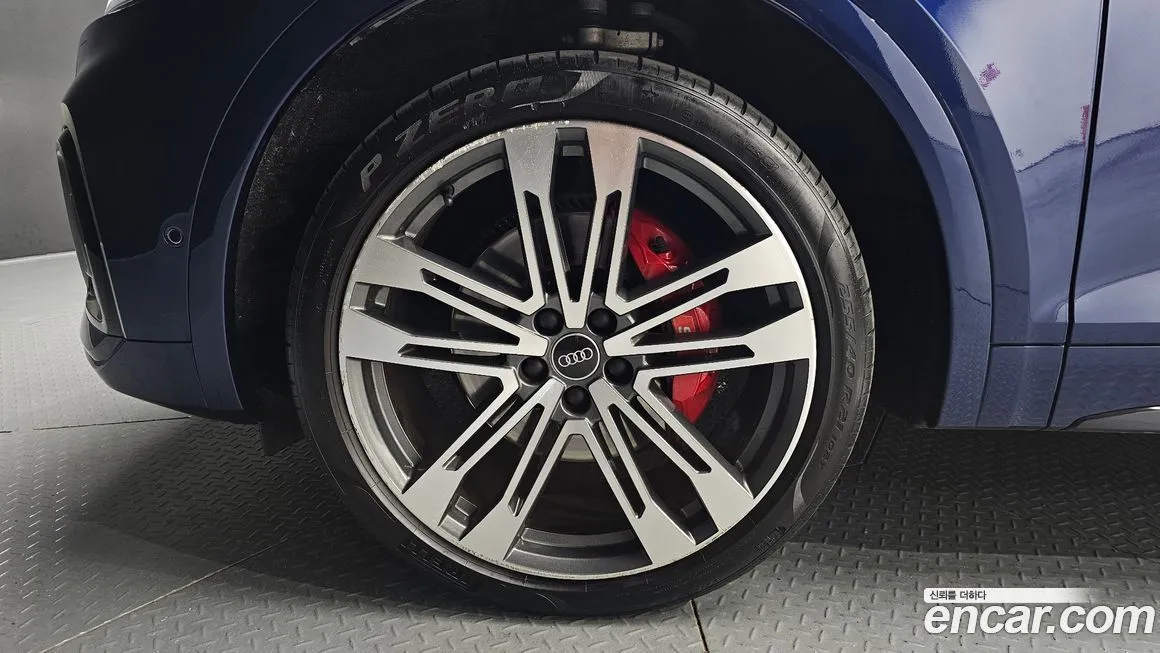 Audi SQ5 2021 из KR, фото 9