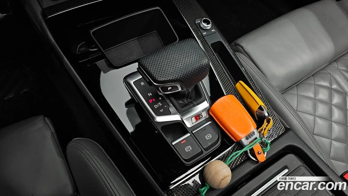 Audi SQ5 2021 из KR, фото 5