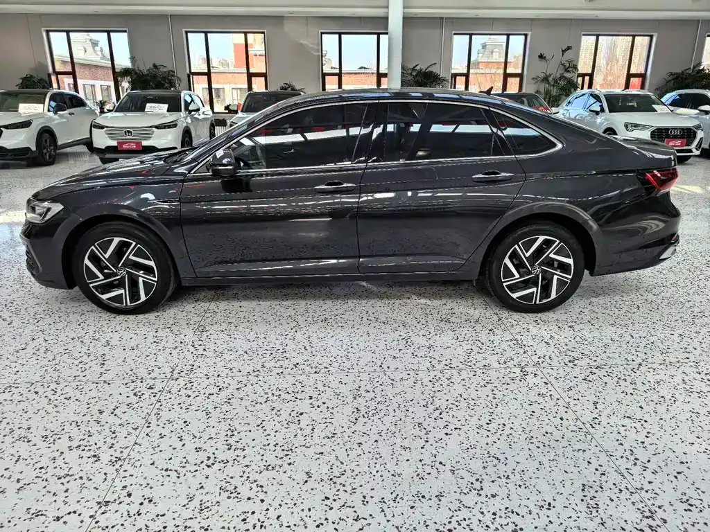 Volkswagen Sagitar 2023 из CN, фото 9