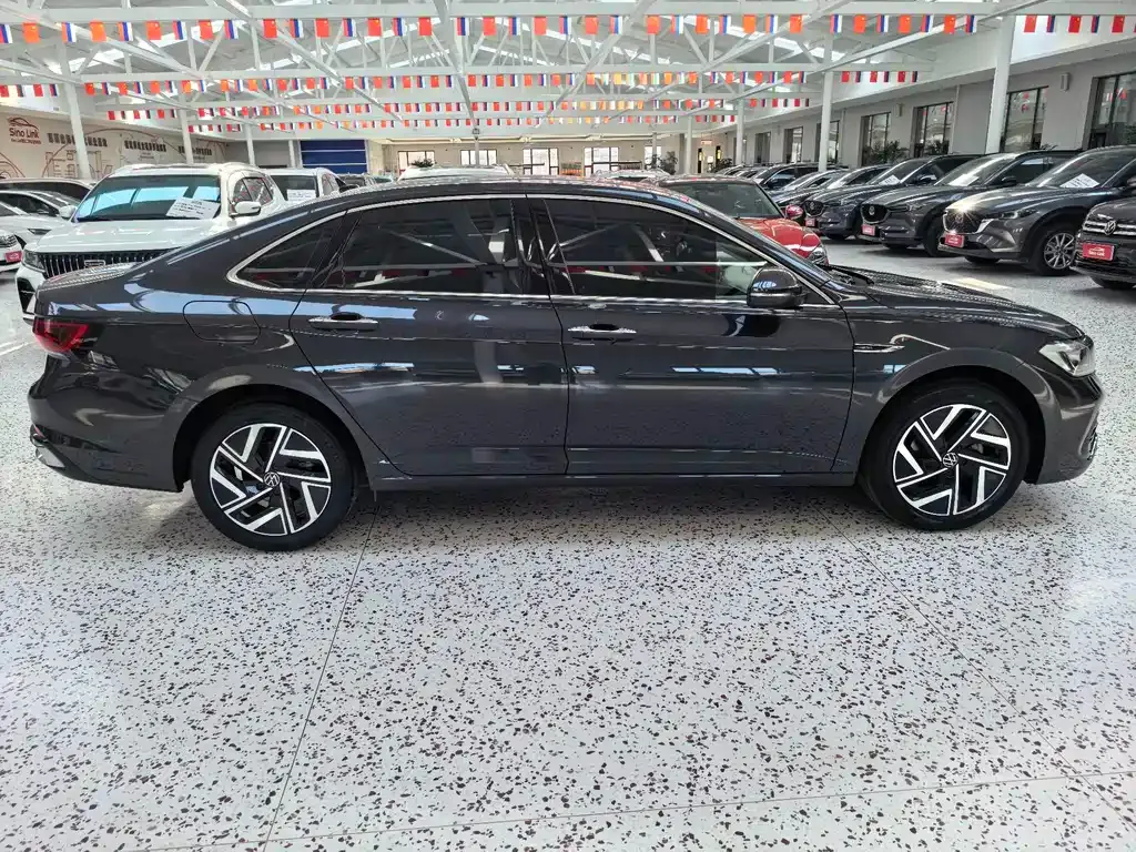 Volkswagen Sagitar 2023 из CN, фото 8