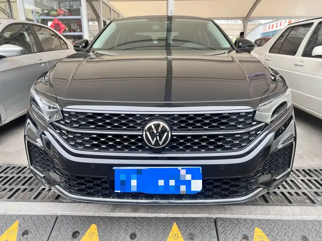 Volkswagen Passat 2024 из CN, фото 8