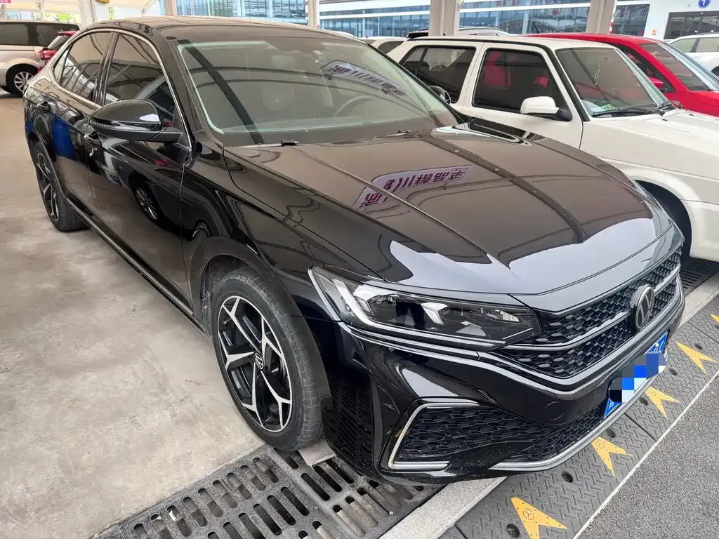 Volkswagen Passat 2024 из CN, фото 3