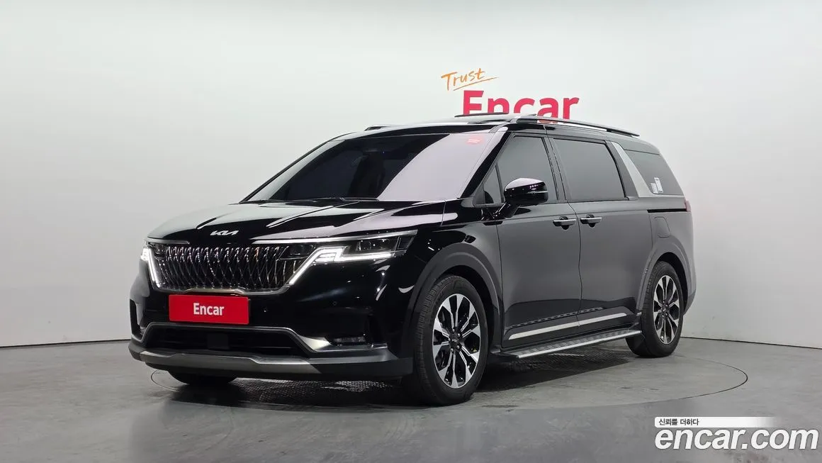 Kia Carnival — фото 1