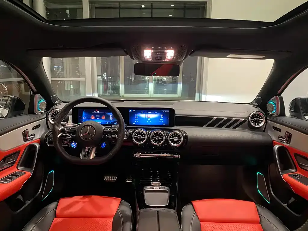 Mercedes-Benz A-Class AMG (Import) — фото 3
