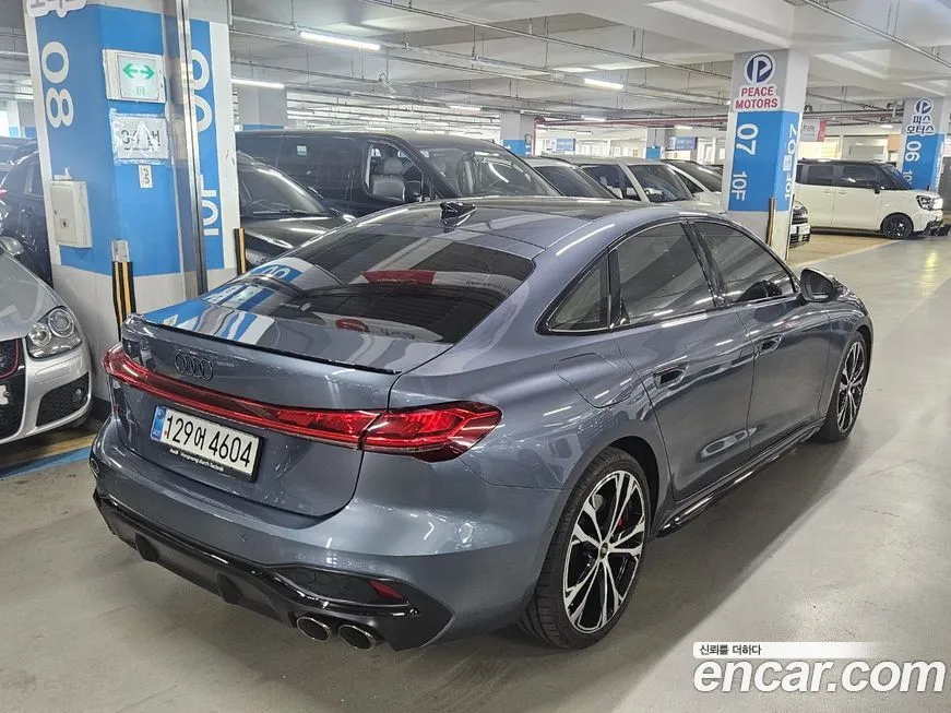Audi S5 2025 из KR, фото 3