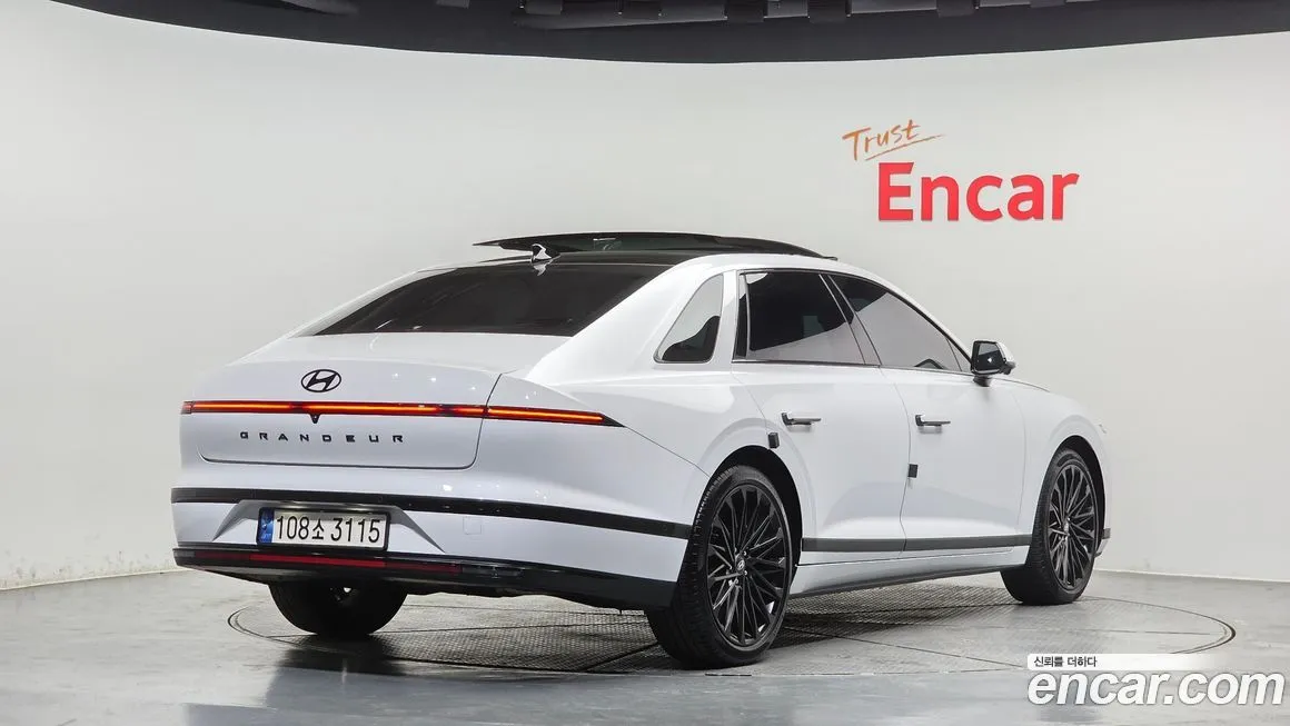 Hyundai Grandeur 2023 из KR, фото 4