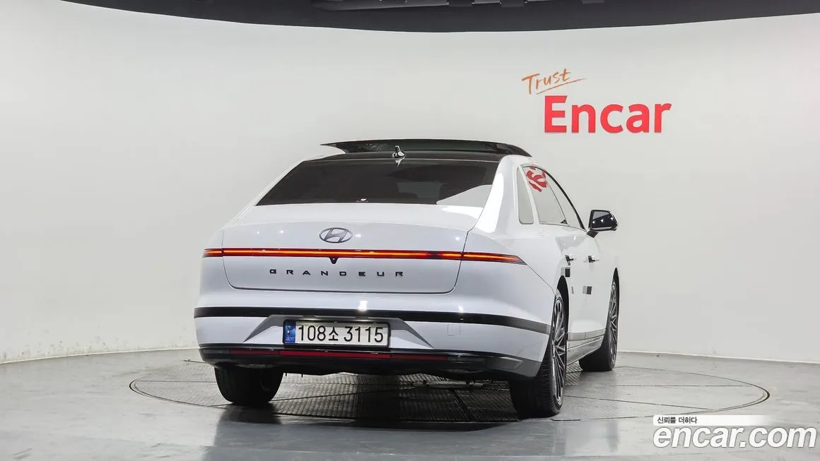 Hyundai Grandeur 2023 из KR, фото 2