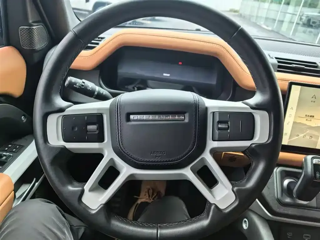 Land Rover Defender 2023 из CN, фото 2