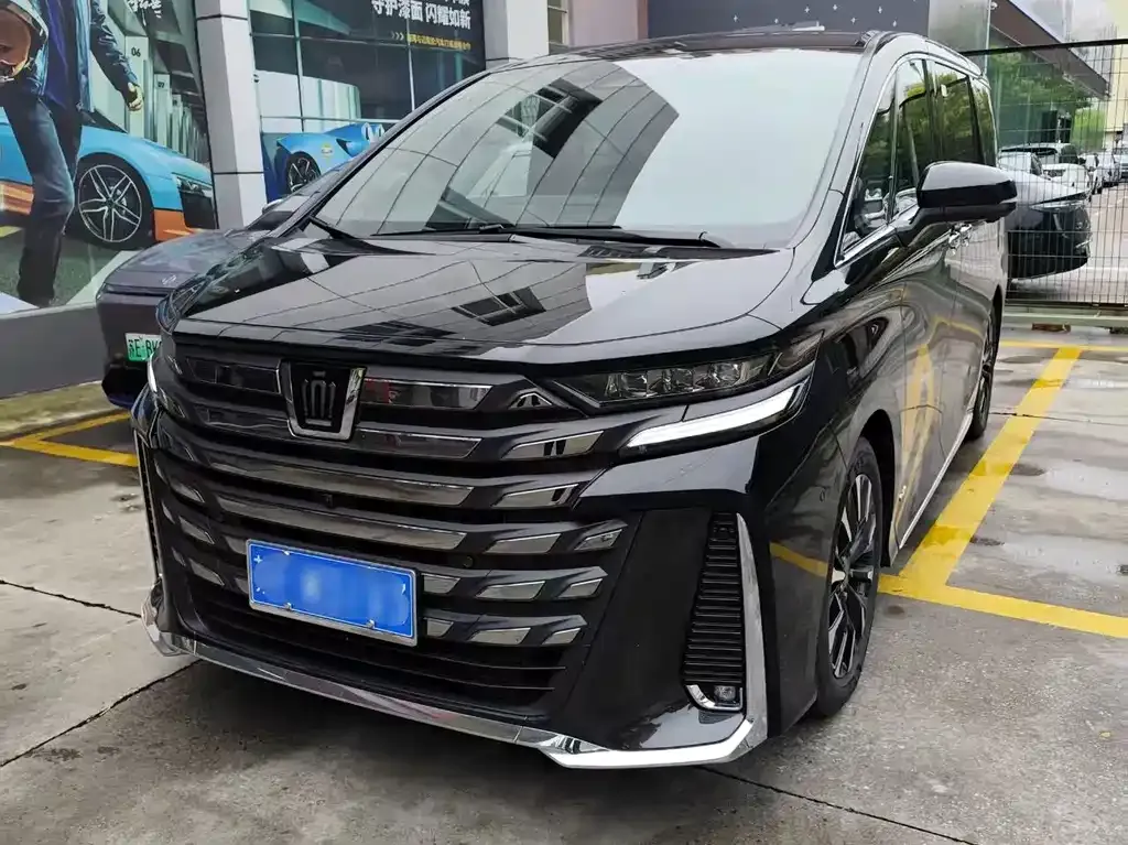 Toyota Vellfire 2024 из CN, фото 9
