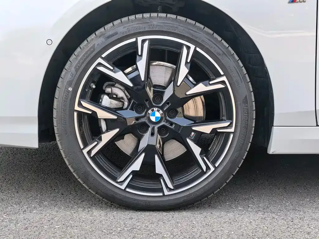 BMW 2 Series 2025 из CN, фото 4