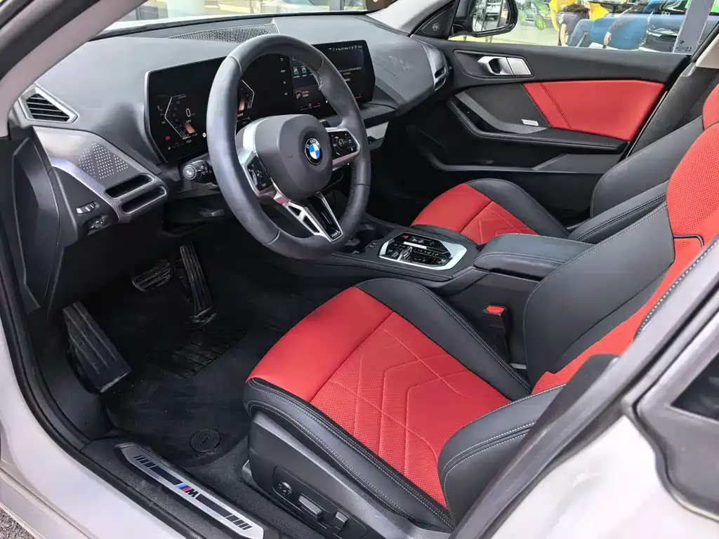 BMW 2 Series 2025 из CN, фото 5