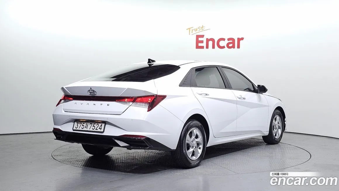 Hyundai AVANTE 2022 из KR, фото 4