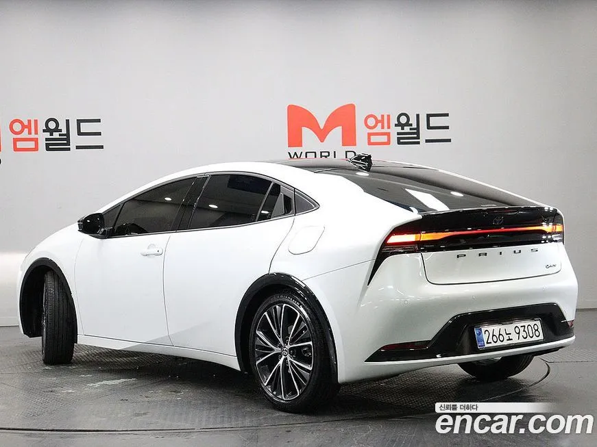 Toyota Prius 2025 из KR, фото 7