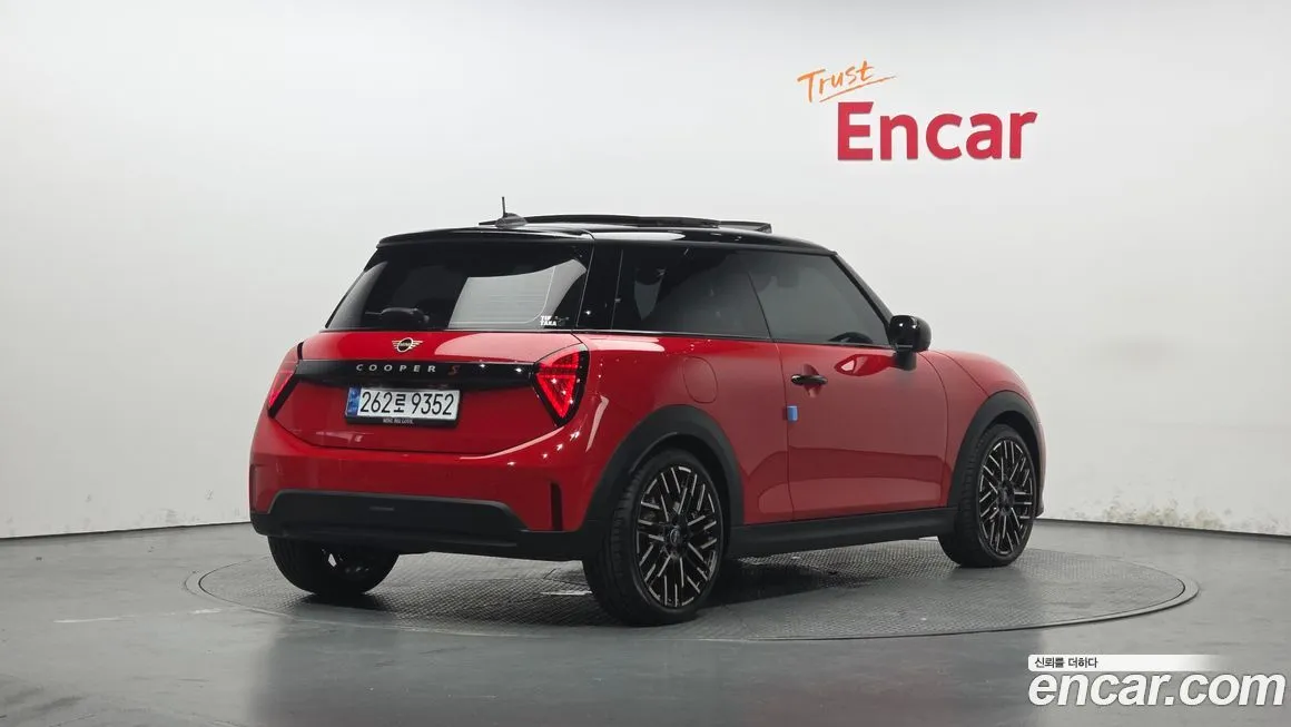 Mini Cooper 2025 из KR, фото 3