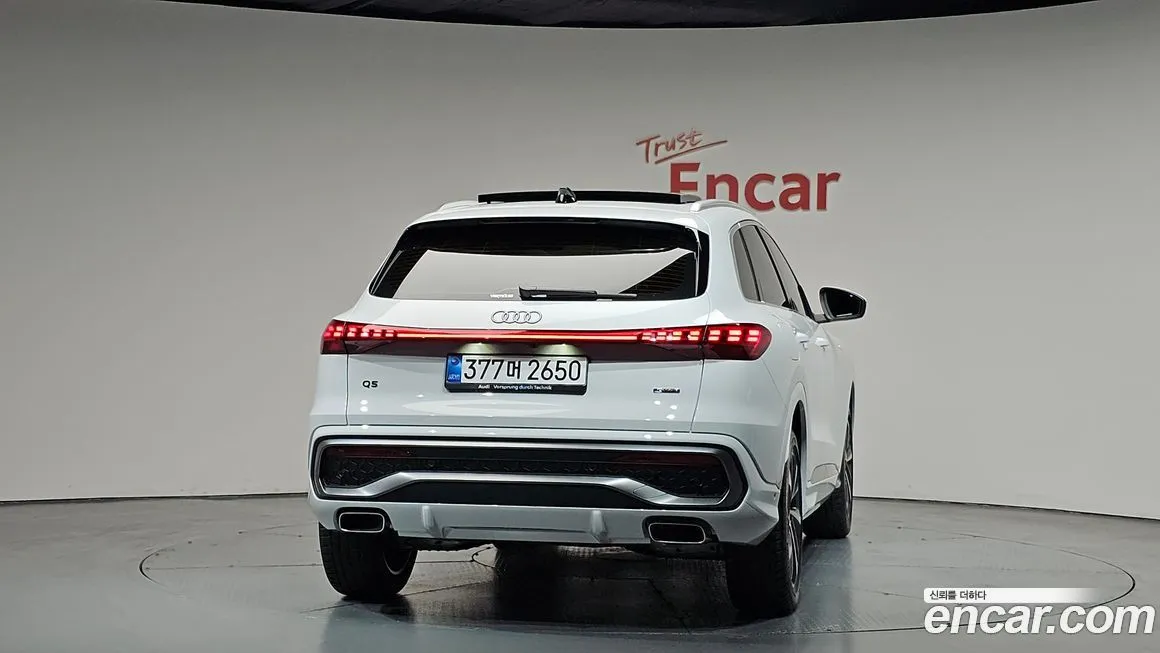 Audi Q5 2025 из KR, фото 7