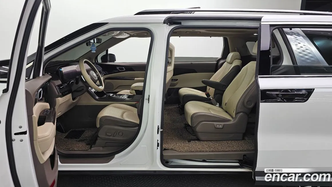 Kia Carnival 2021 из KR, фото 2