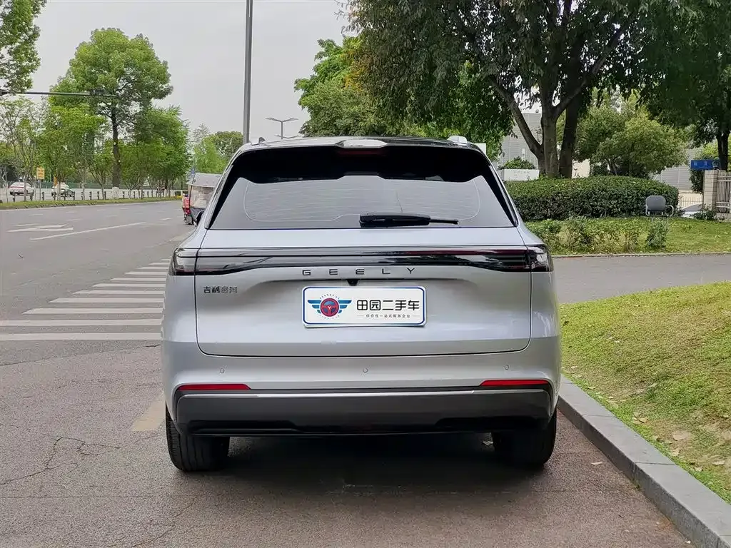 Geely Galaxy Xingjian 7 — фото 10