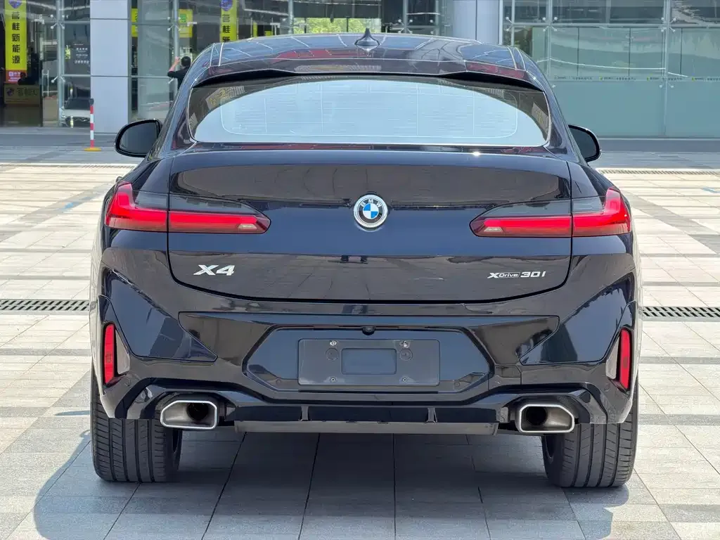 BMW X4 — фото 3