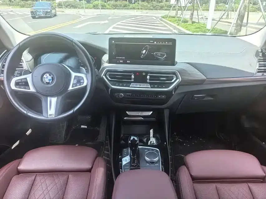 BMW X3 — фото 9