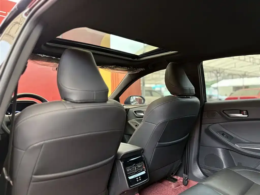 Toyota Avalon 2025 из CN, фото 2