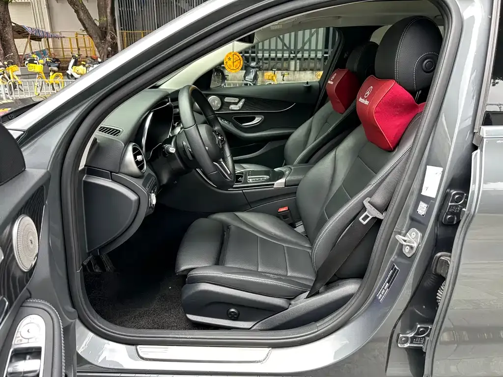 Mercedes-Benz C-Class (Import) — фото 2