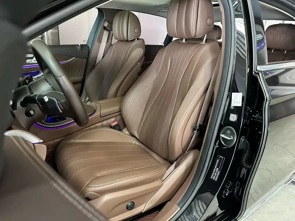 Mercedes-Benz E-Class 2023 из CN, фото 6