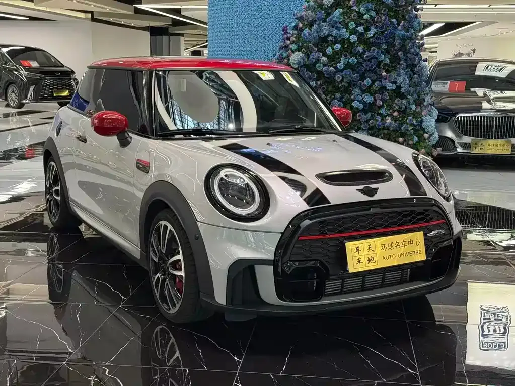 MINI JCW (John Cooper Works) — фото 9
