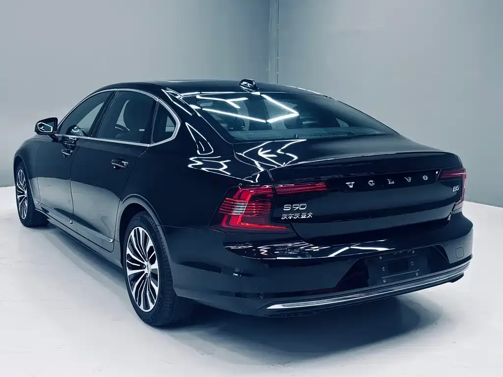 Volvo S90 2025 из CN, фото 6