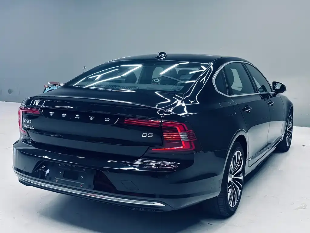 Volvo S90 2025 из CN, фото 4