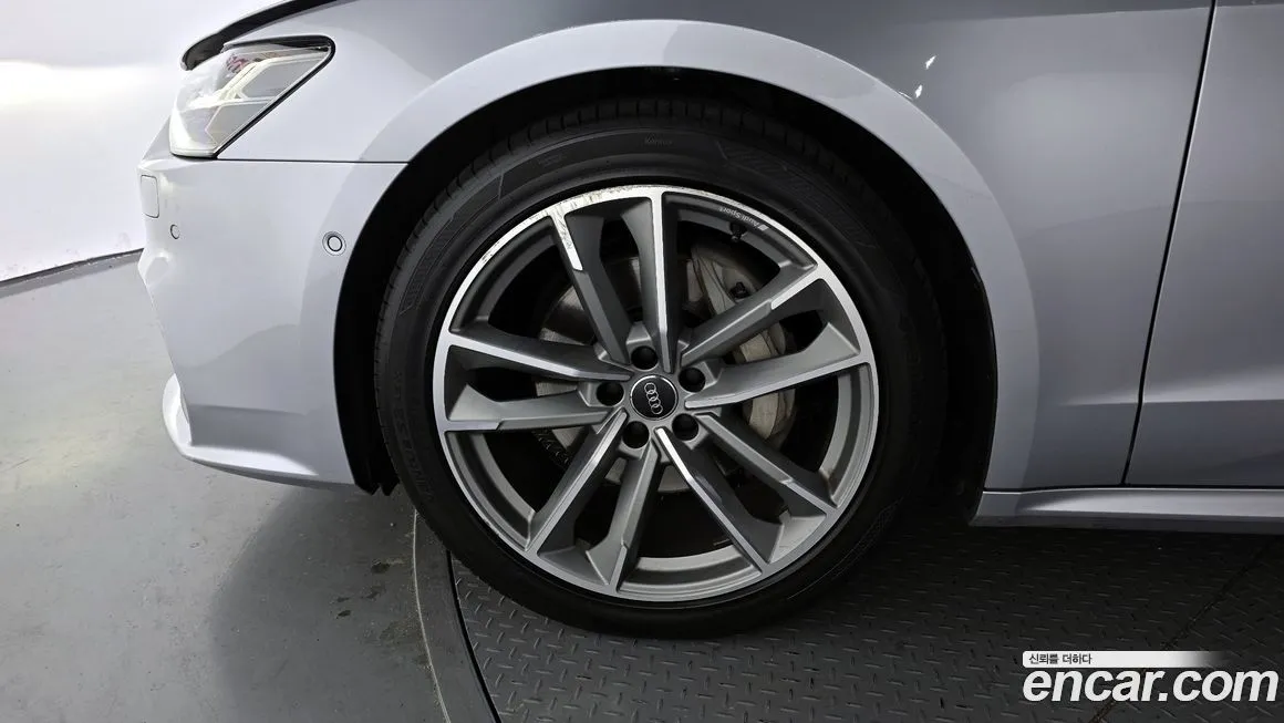 Audi A7 2021 из KR, фото 2