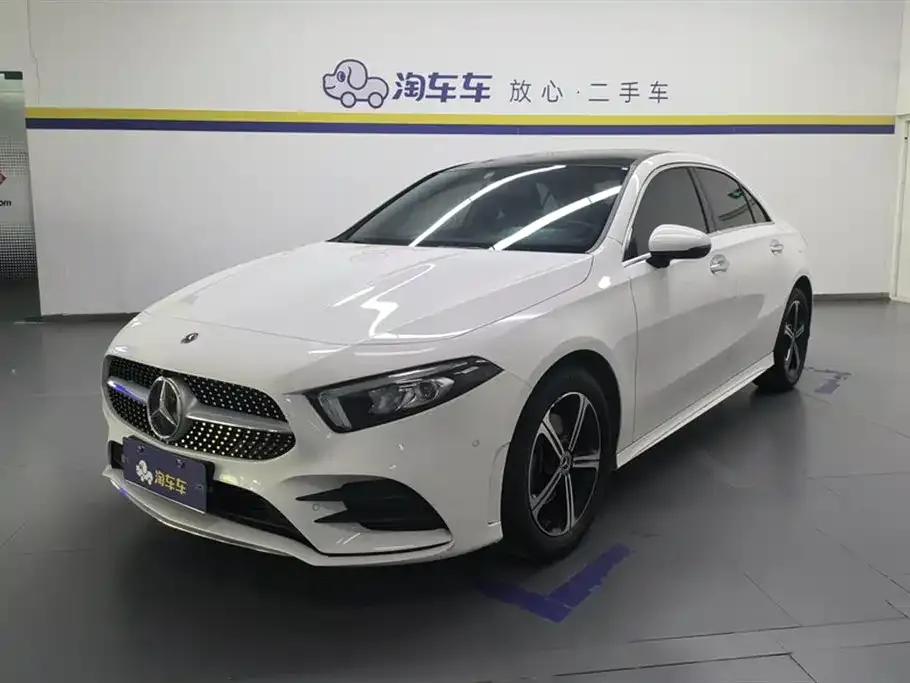 Mercedes-Benz A-Class 2023 из CN, фото 1
