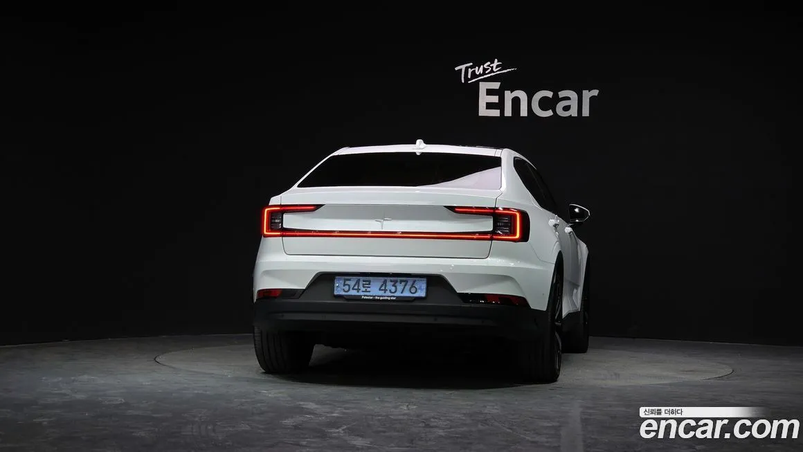Polestar Polestar 2 — фото 3