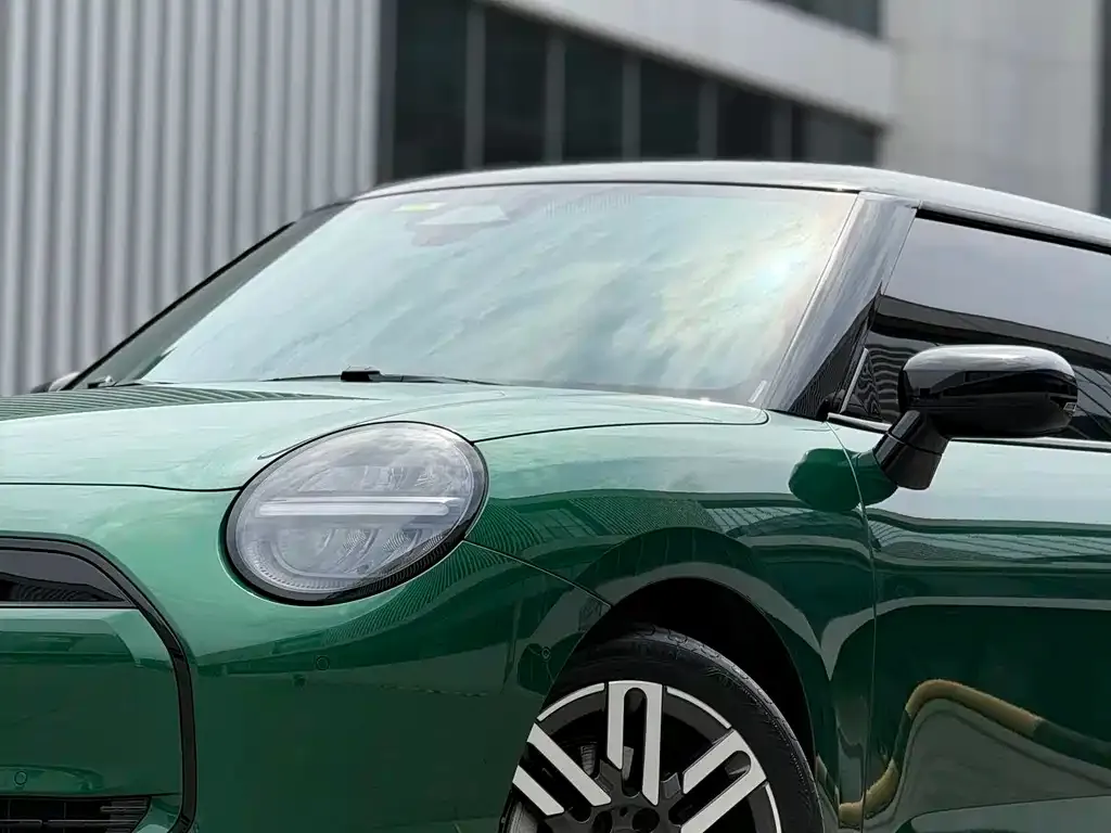 MINI Cooper EV — фото 3