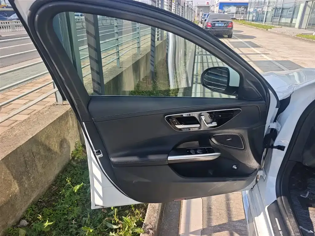 Mercedes-Benz C-Class 2023 из CN, фото 8