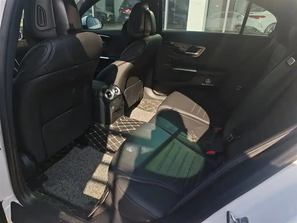 Mercedes-Benz C-Class 2023 из CN, фото 7