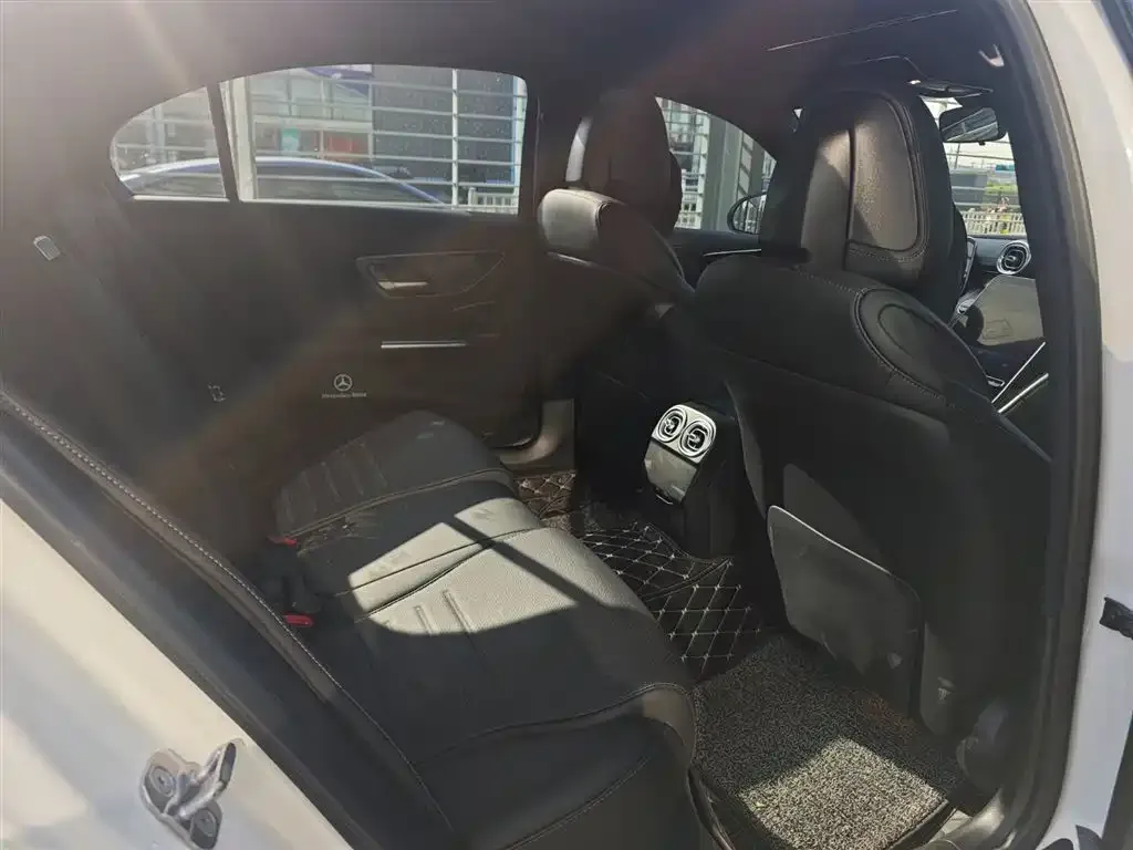 Mercedes-Benz C-Class 2023 из CN, фото 3
