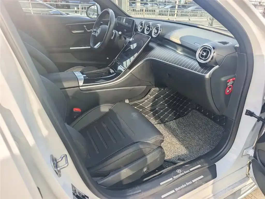Mercedes-Benz C-Class 2023 из CN, фото 4