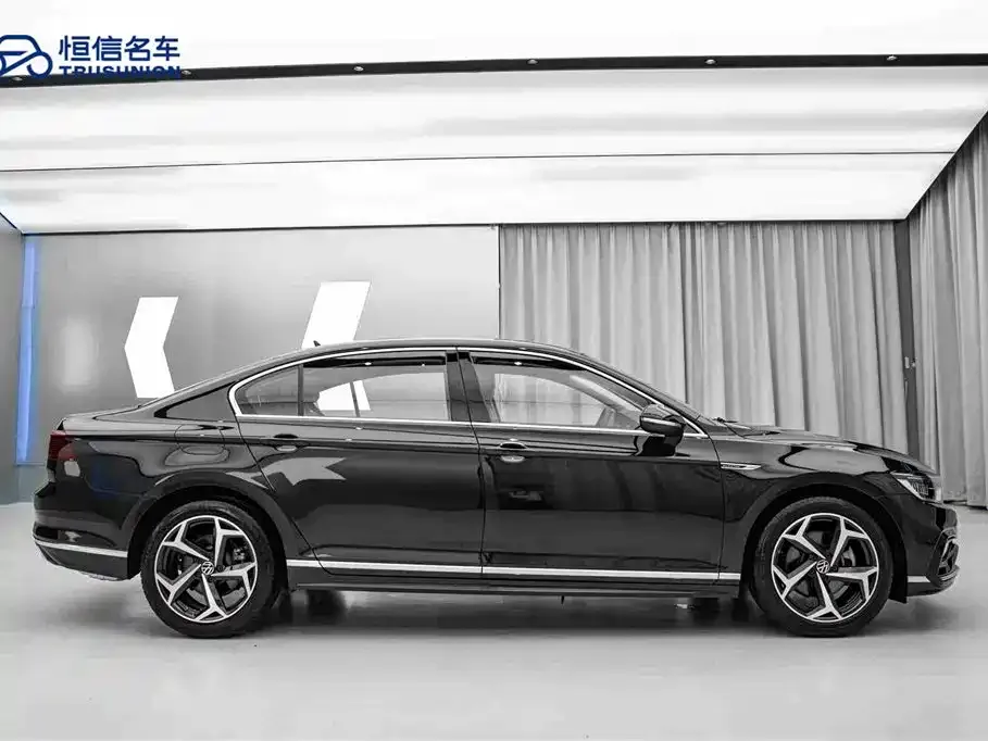 Volkswagen Magotan 2024 из CN, фото 9