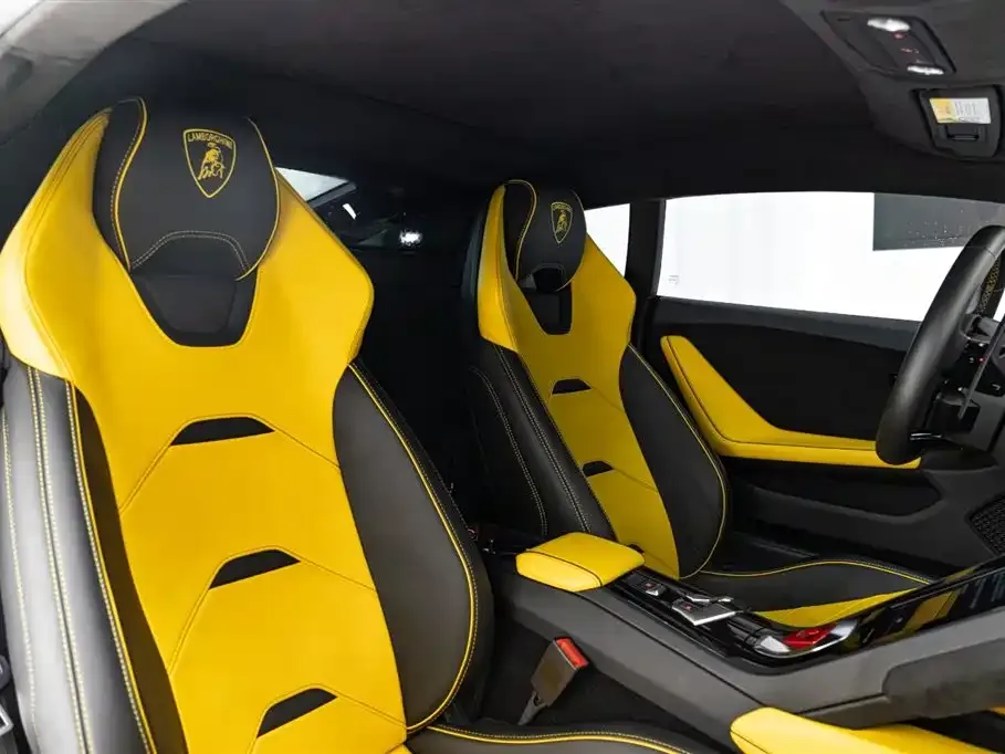 Lamborghini Huracan 2023 из CN, фото 5