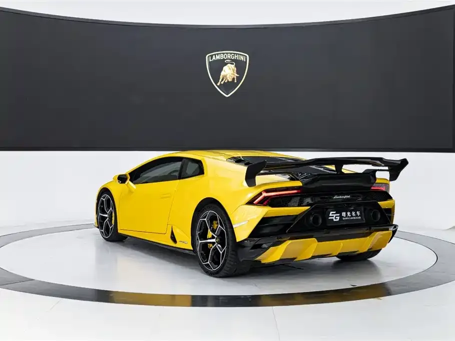 Lamborghini Huracan 2023 из CN, фото 9
