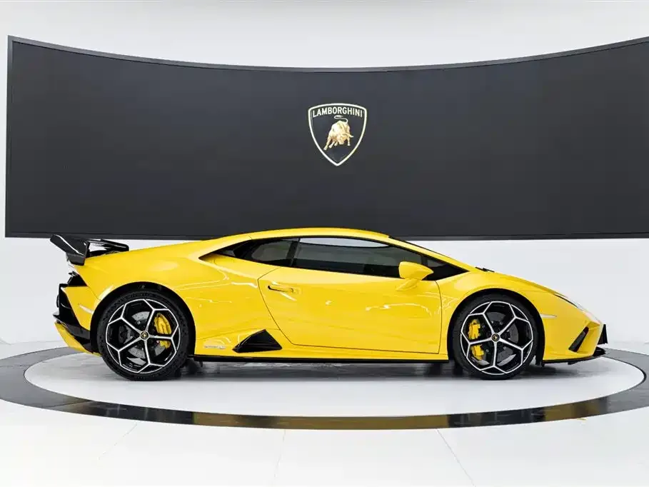 Lamborghini Huracan 2023 из CN, фото 8