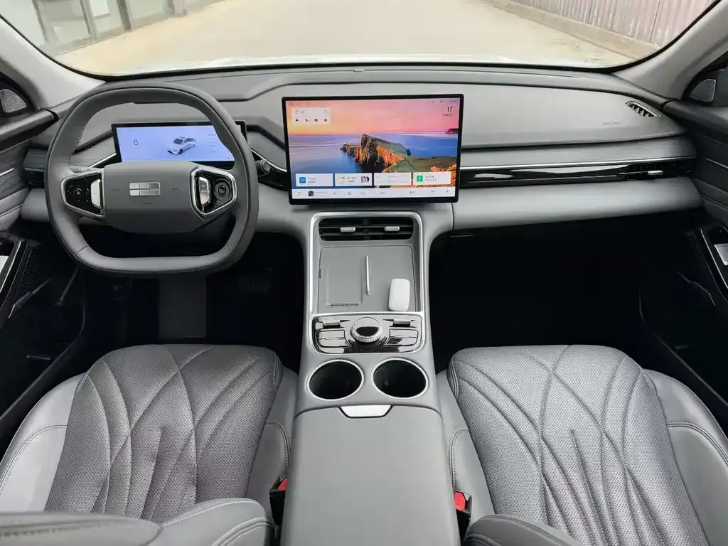 Geely Galaxy L6 — фото 6