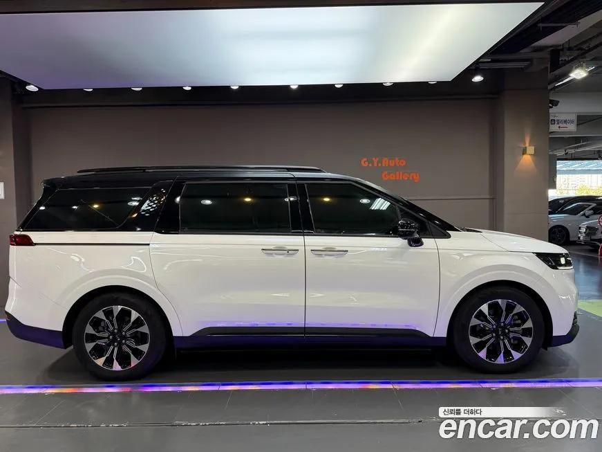 Kia Carnival — фото 2