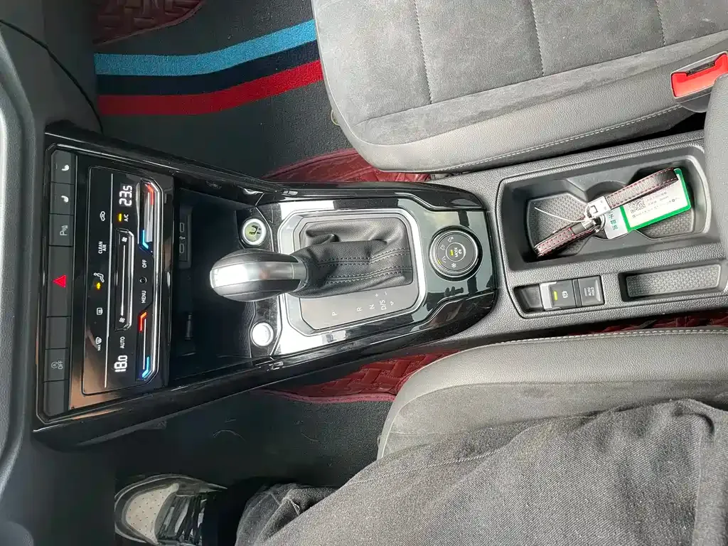 Volkswagen T-Roc 2022 из CN, фото 8