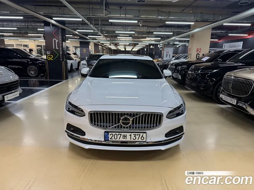 Volvo S90 2024 из KR, фото 9