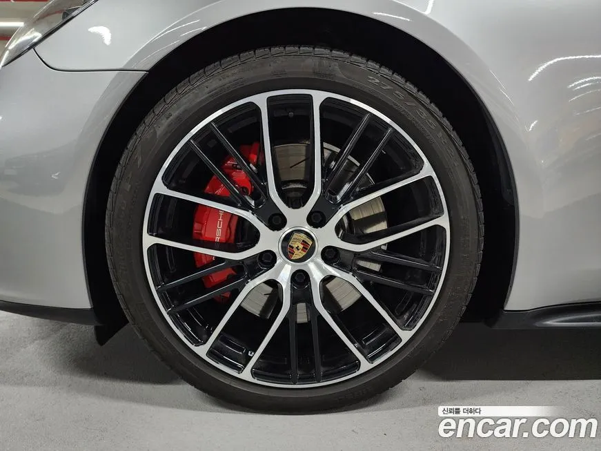Porsche Panamera 2021 из KR, фото 3